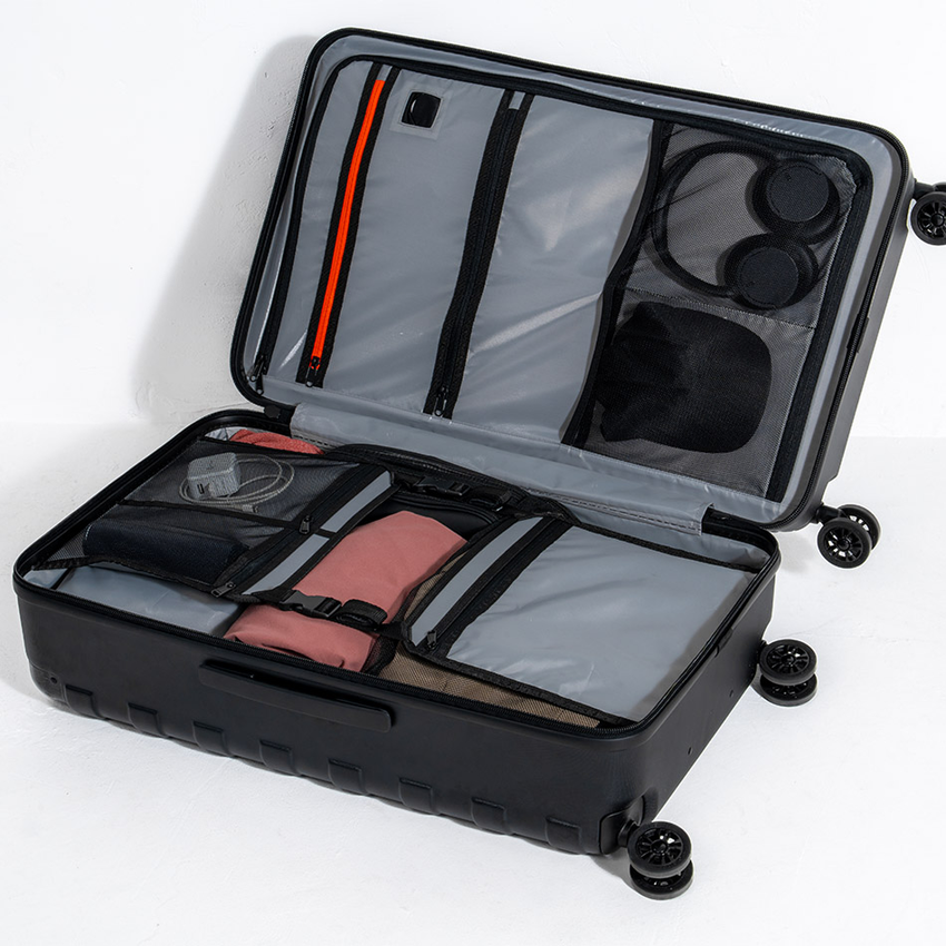 RENEGADE VAULT CHECKED BAG - View 2