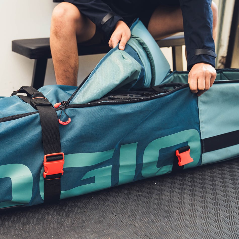 travel-cover-lifestyle-6