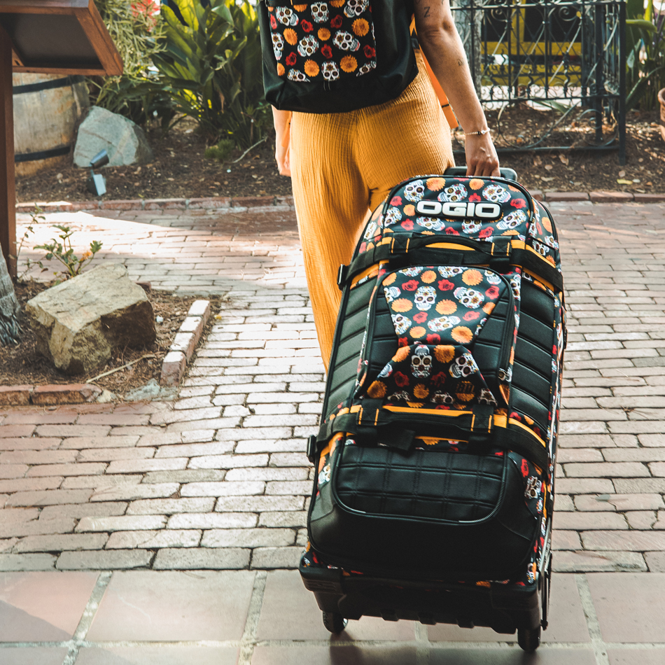 sugar-skulls-collection-page-lifestyle-2