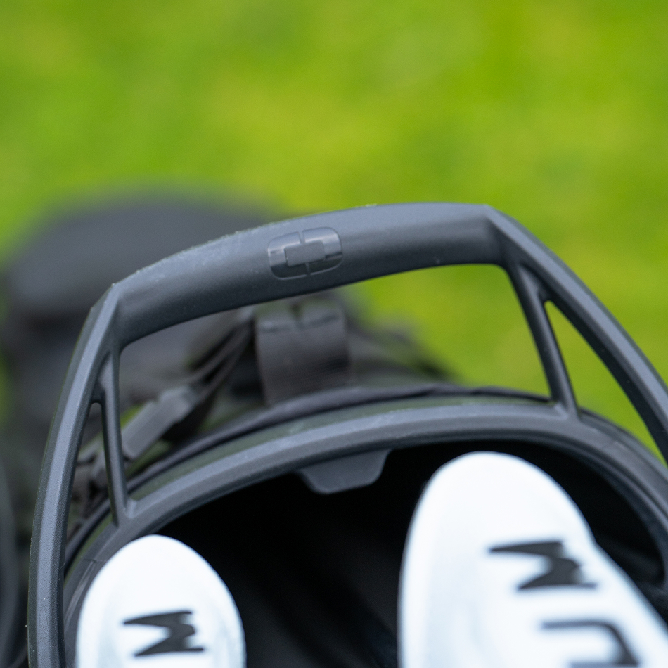 ogio-golf-bags-stand-2026-featherlite -3